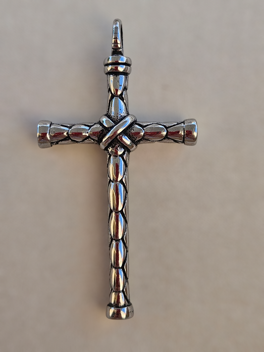 Pendentif Croix Torsadée